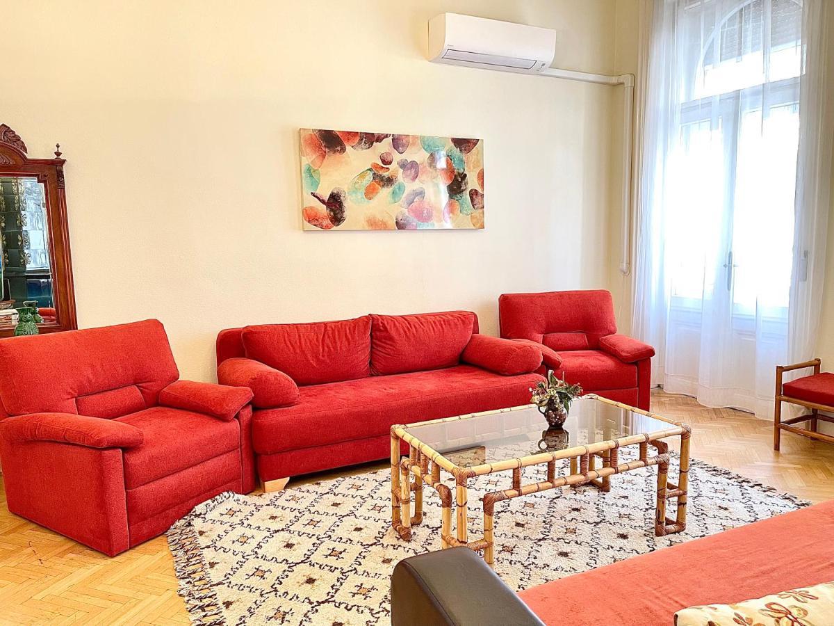 شقة بودابست  في Isabelle Residency - Balcony & A.C المظهر الخارجي الصورة